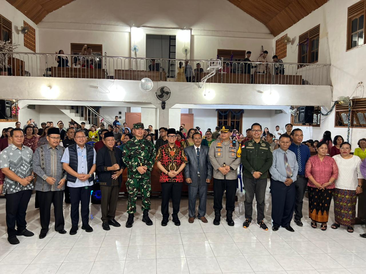 meninjau perayaan Natal 2025 dan tahun baru 2026 diwilayah Kab. OKU.